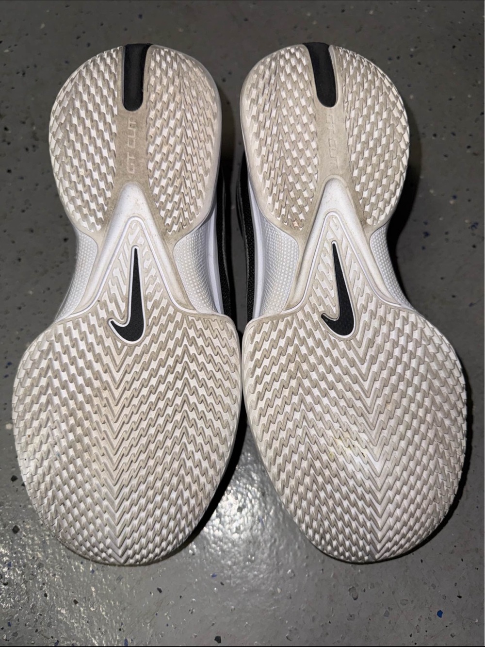 Nike Air Zoom G.T. Cut Academy Mens 8 Black White (Panda) Shoes - Picture 3 of 7